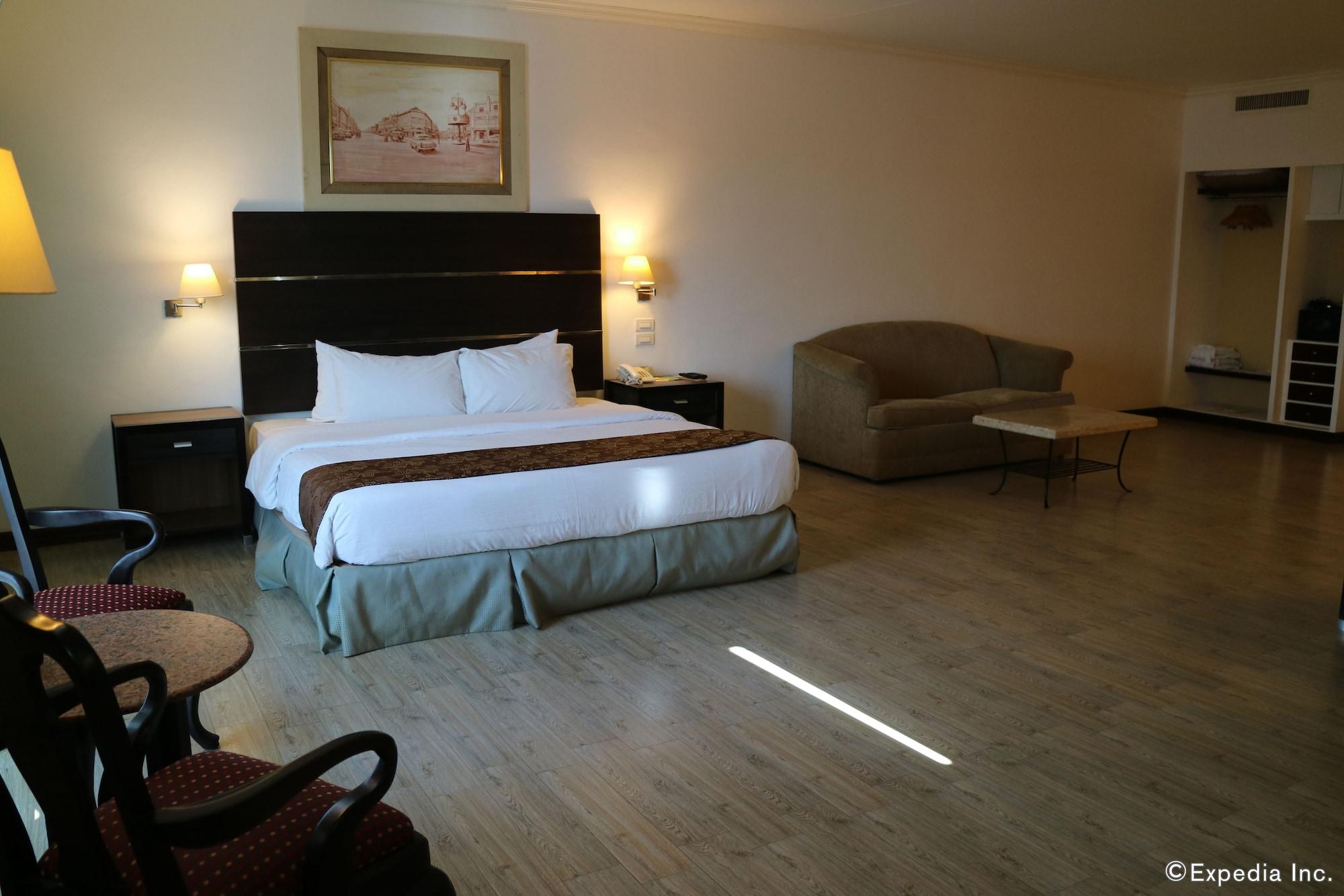 Days Hotel By Wyndham Iloilo Luaran gambar
