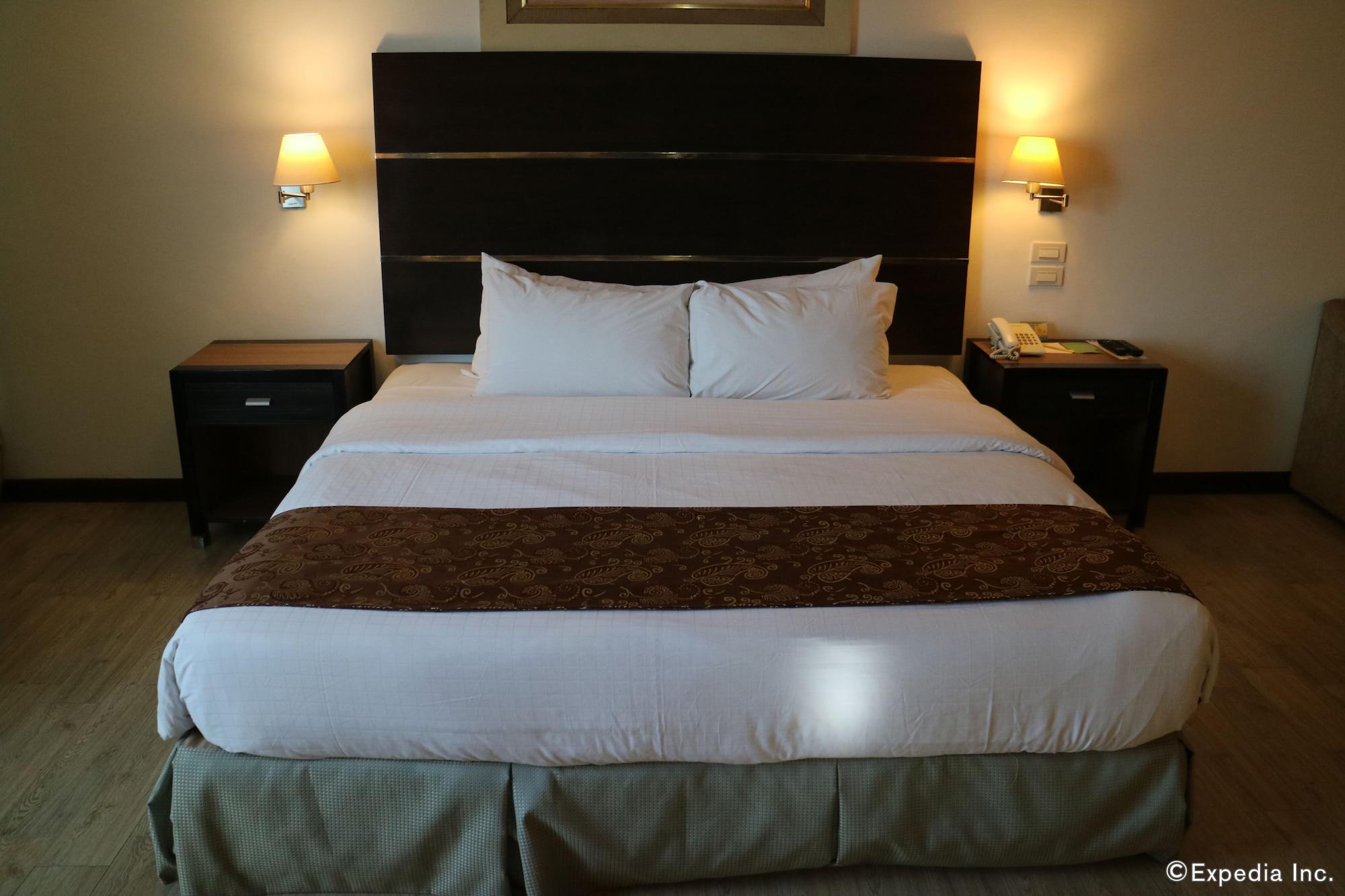 Days Hotel By Wyndham Iloilo Luaran gambar
