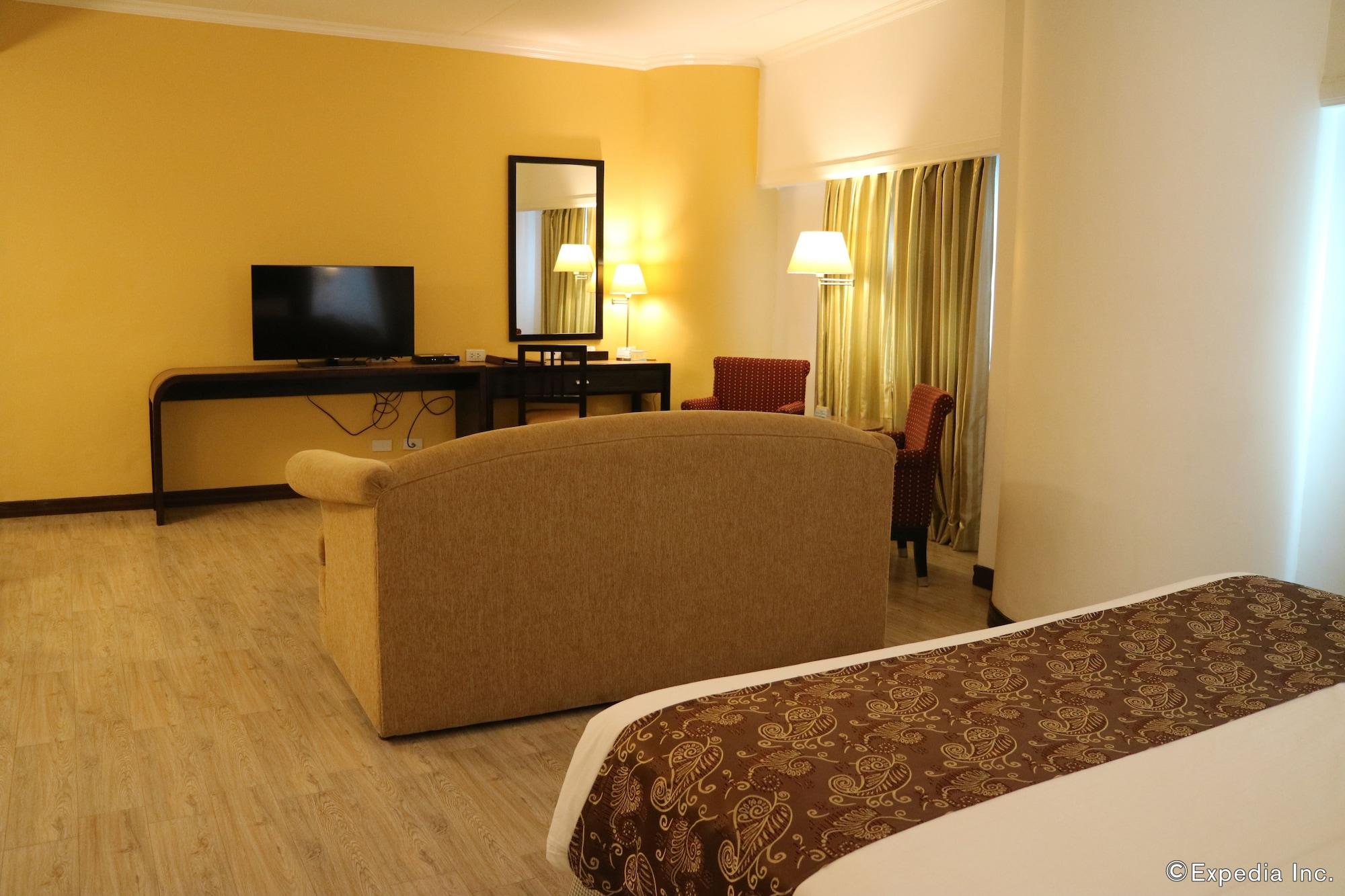 Days Hotel By Wyndham Iloilo Luaran gambar